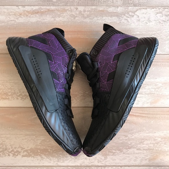 NWT Adidas Dame 5 Marvel “ Black Panther” Shoes - Picture 4 of 7